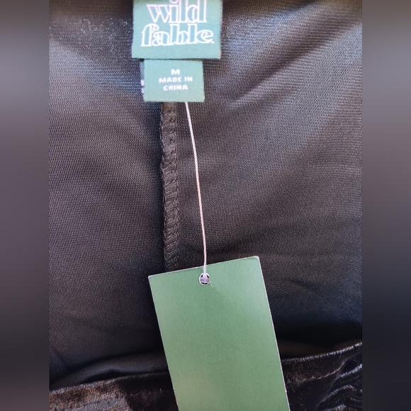 Wild Fable black velvet bodycon dress sz m - Picture 3 of 4